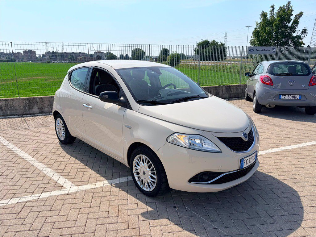 LANCIA Ypsilon 1.2 Silver 69cv